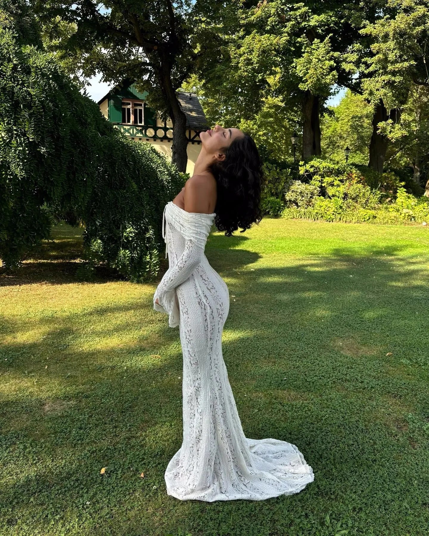 The Amélie Lace Dress