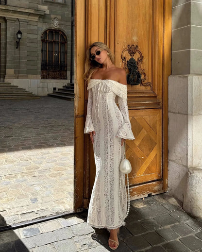 The Amélie Lace Dress