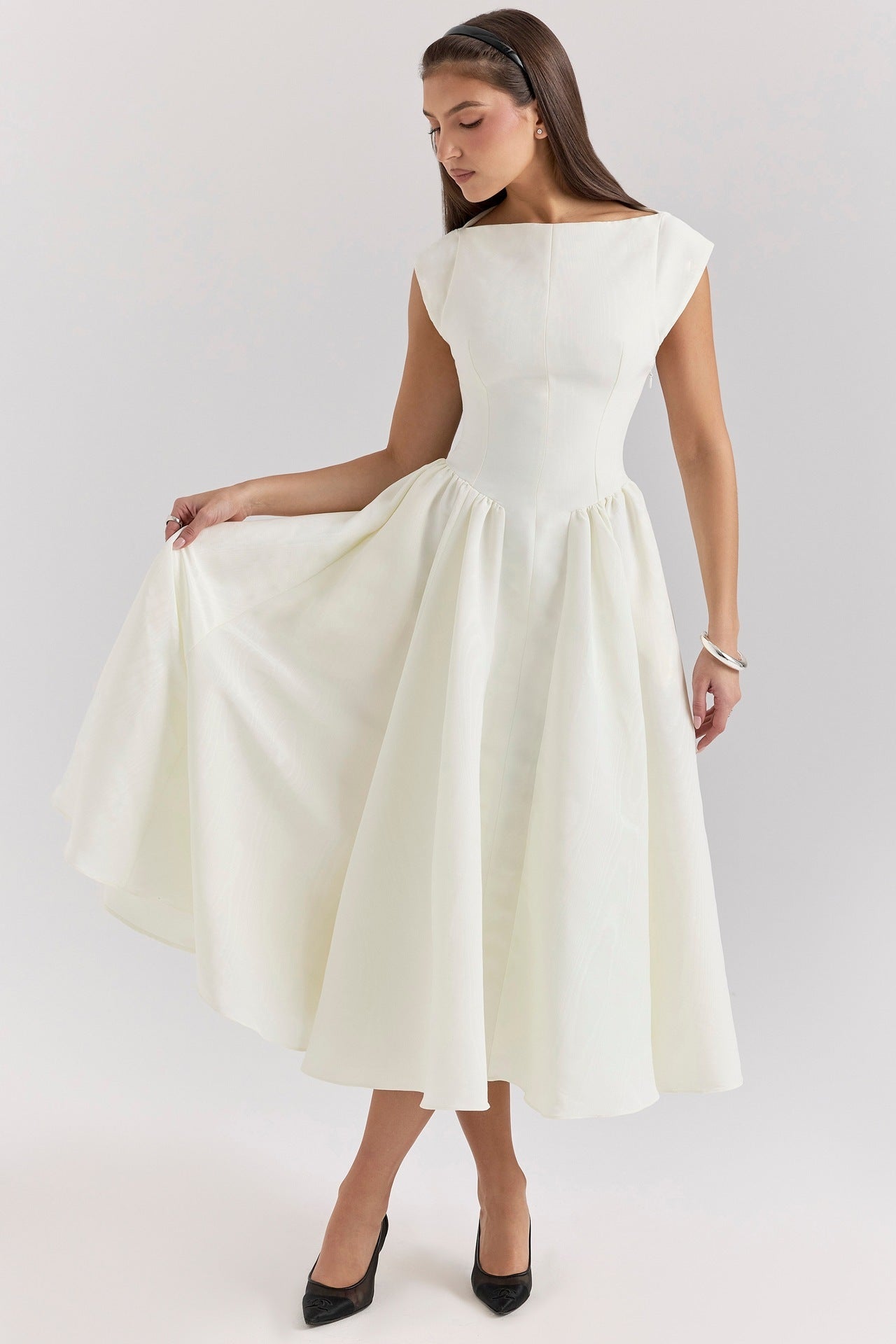 Elegance Era Midi Dress