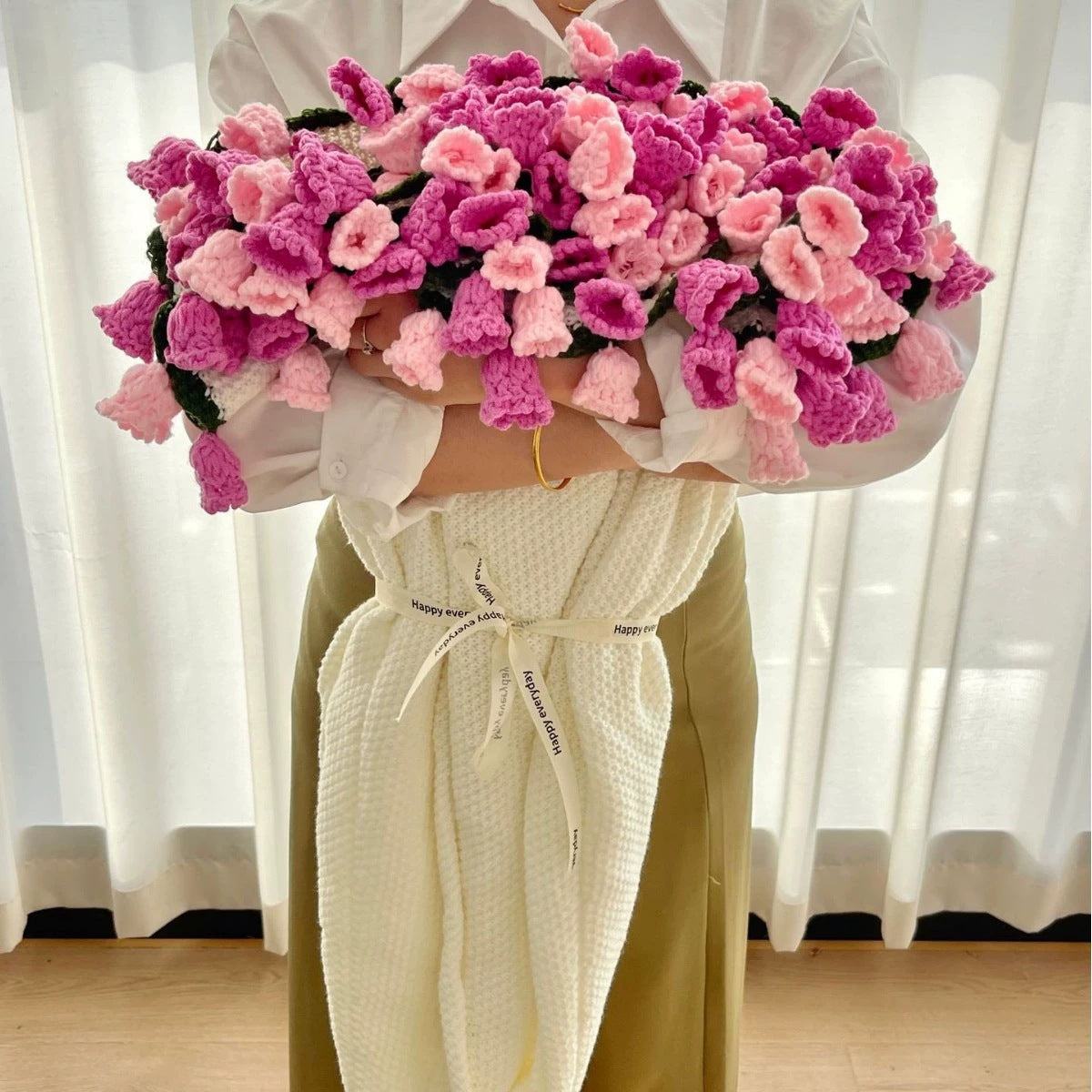 Roselynn™ Couverture en bouquet de roses fait main