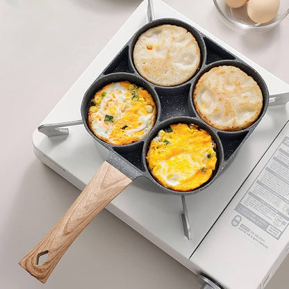 Poêle à frire pour petit-déjeuner antiadhésive à 4 trous QuadChef™